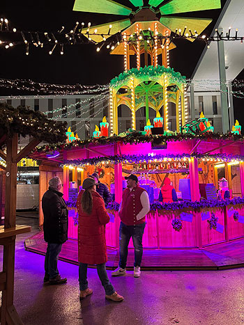 Premiere in der Messestadt: "Riem Arcaden Weihnachtszauber" (24.11.-23.12.2025) (©Foto: Elke Löw)